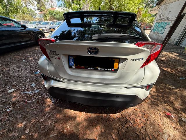 טויוטה C-HR