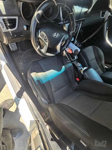 יונדאי i30
