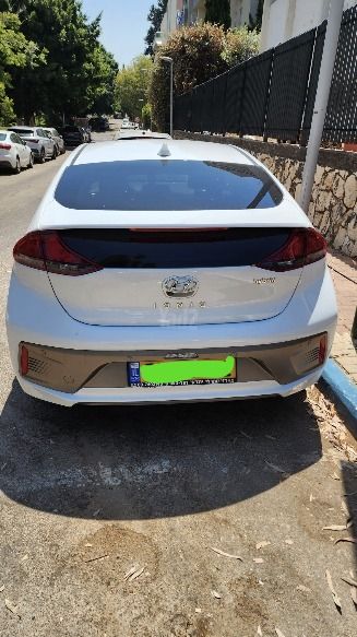 יונדאי איוניק