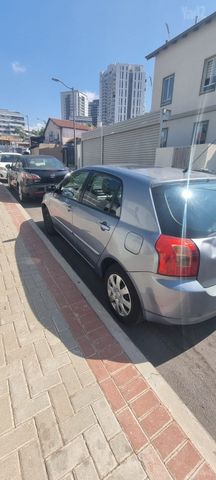 טויוטה קורולה