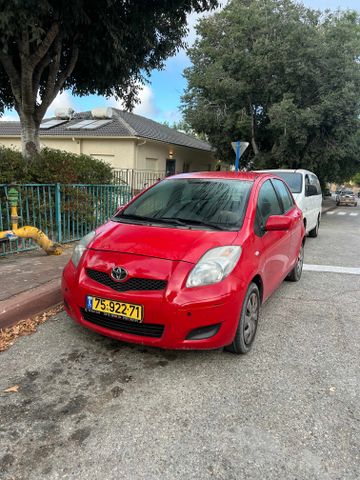 מודעת רכב טויוטה יאריס