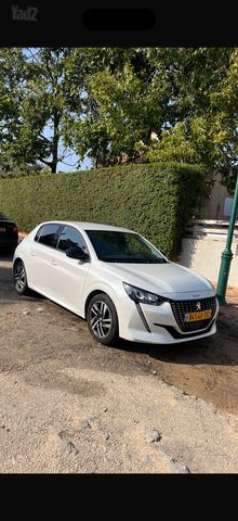 פיג'ו 208