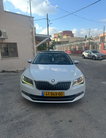 מודעת רכב סקודה סופרב