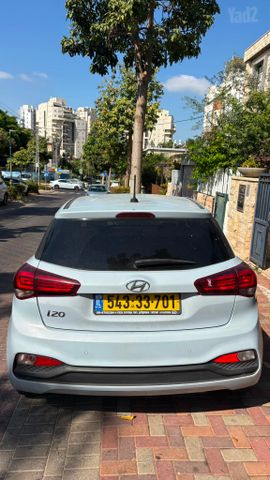 יונדאי i20