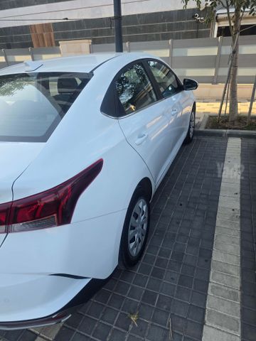 יונדאי אקסנט i25