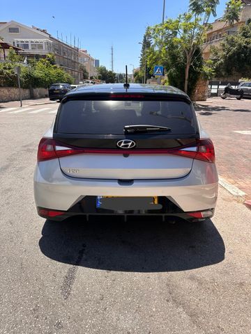 יונדאי i20