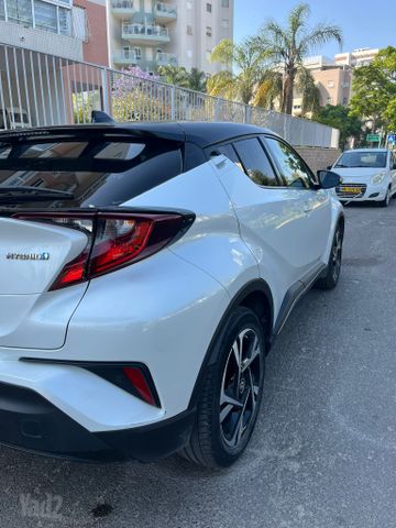 טויוטה C-HR