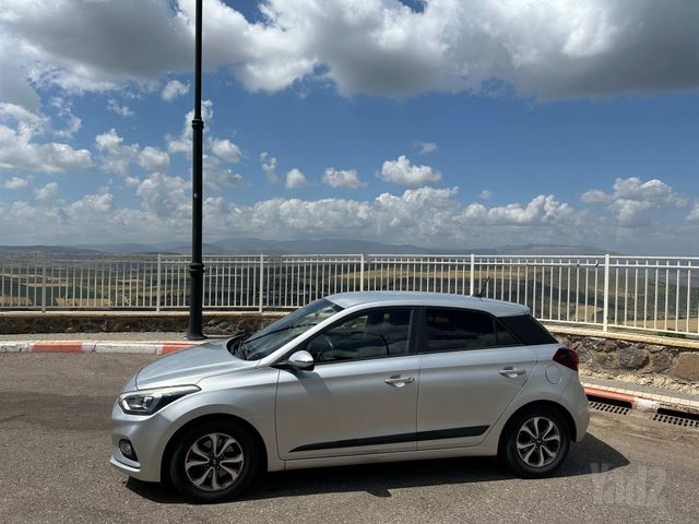 יונדאי i20