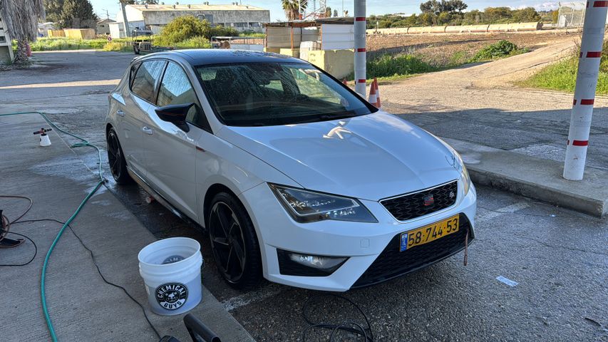 סיאט לאון