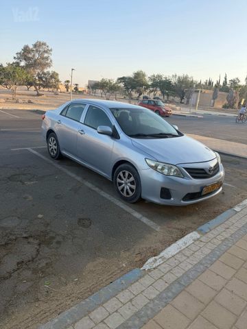 מודעת רכב טויוטה קורולה