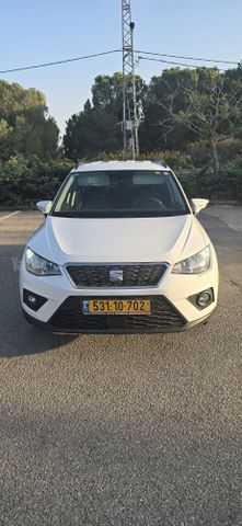 סיאט ארונה