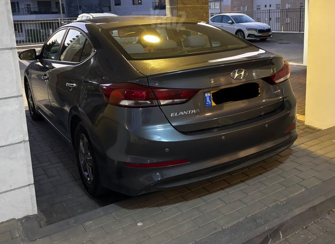 יונדאי אלנטרה