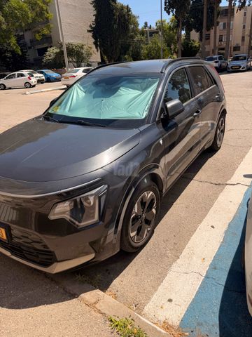 קיה נירו