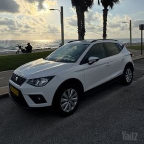 מודעת רכב סיאט ארונה