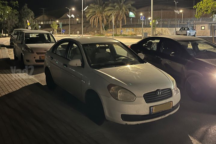 יונדאי אקסנט i25