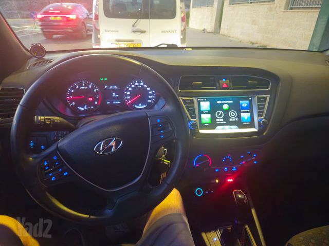 יונדאי i20