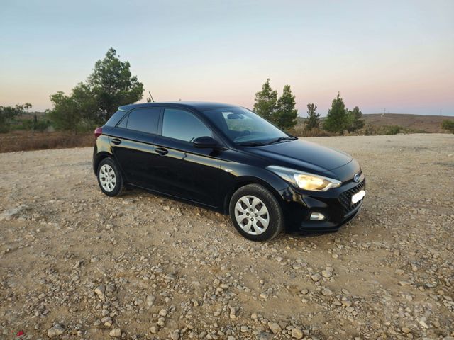 מודעת רכב יונדאי i20