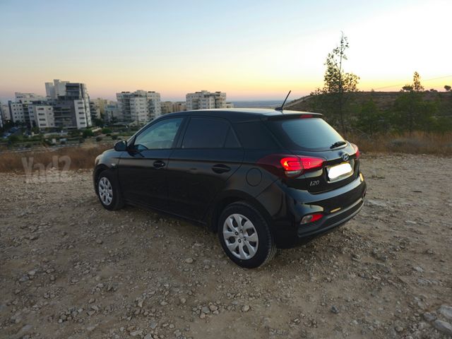 יונדאי i20
