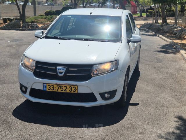 דאצ'יה סנדרו