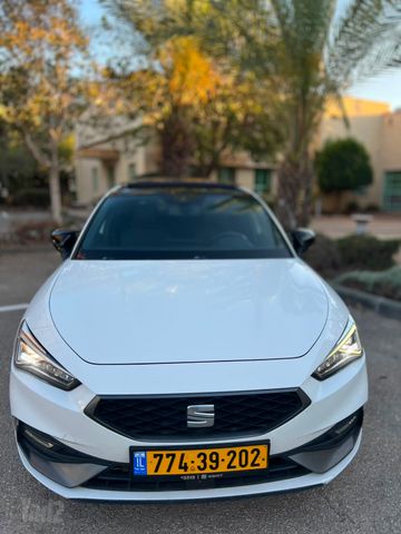 סיאט לאון