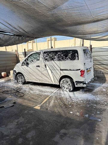 ניסאן NV200