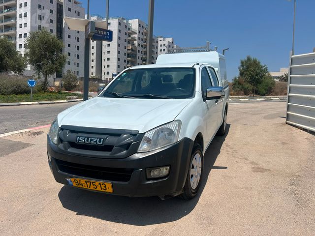 מודעת רכב איסוזו די-מקס