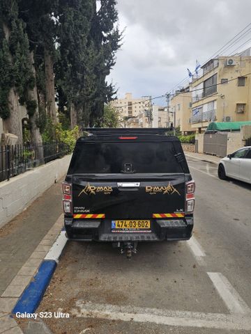 איסוזו די-מקס