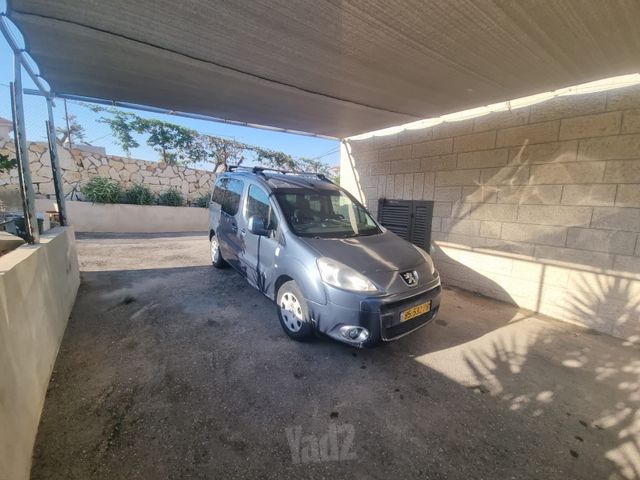 מודעת רכב פיג'ו פרטנר