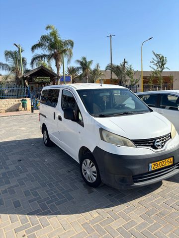 מודעת רכב ניסאן NV200