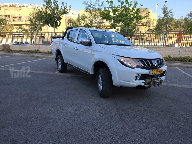 מיצובישי טרייטון / L200