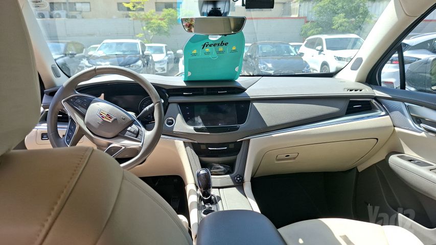 קאדילק XT5