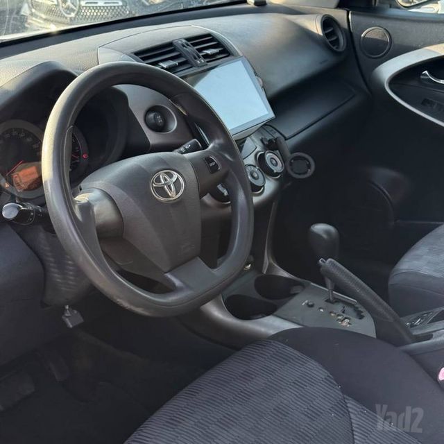 טויוטה RAV4