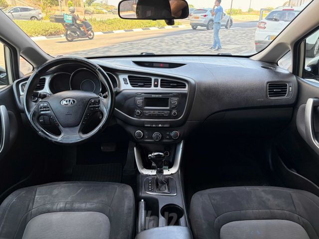 מיצובישי אאוטלנדר