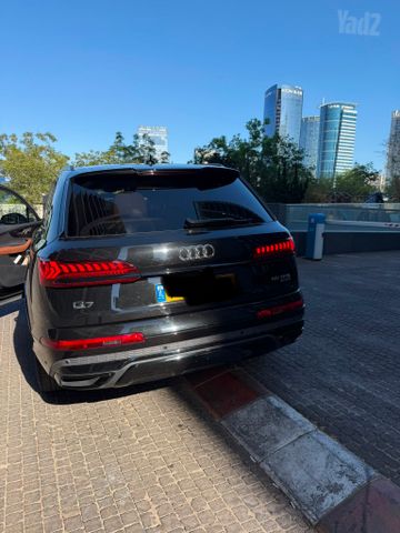 אאודי Q7