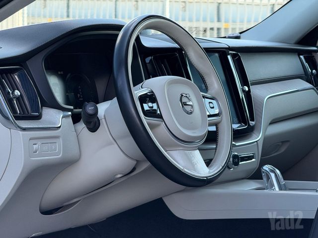 וולוו XC60