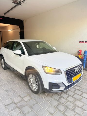 אאודי Q2