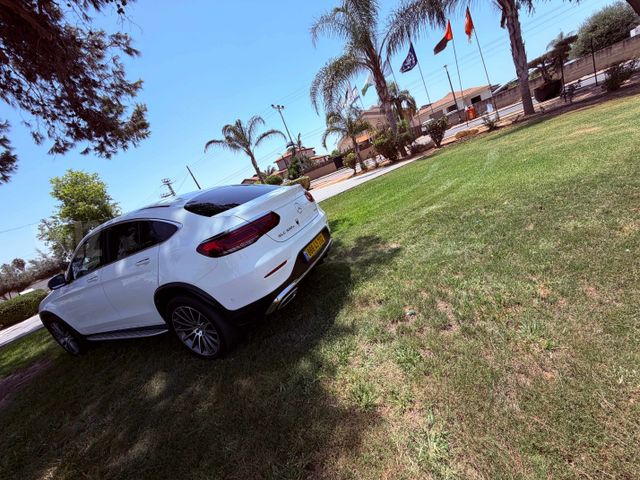מרצדס-בנץ GLC קופה