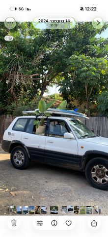 טויוטה RAV4