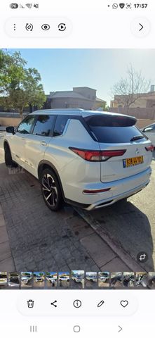 מיצובישי אאוטלנדר