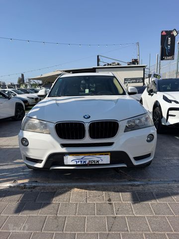 ב מ וו X3