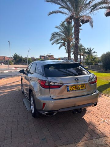 לקסוס RX