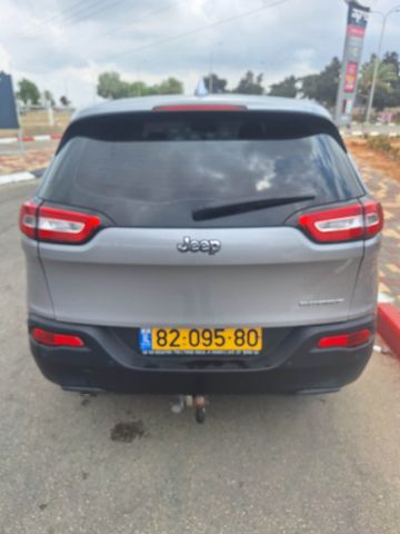 ג'יפ צ'ירוקי