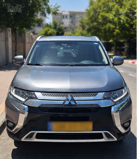 מיצובישי אאוטלנדר
