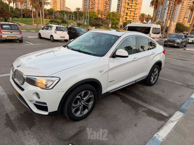 ב מ וו X4