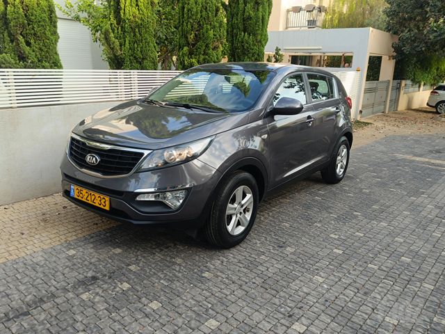 ספורטז' Urban אוט׳ 2.0 (166 כ״ס)