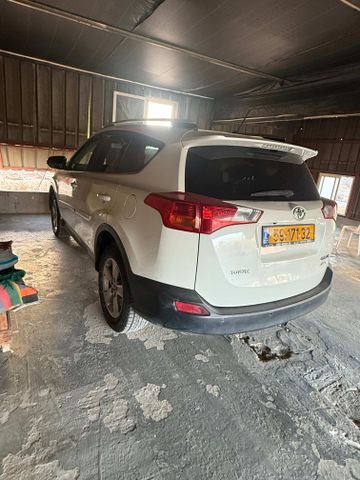 טויוטה RAV4