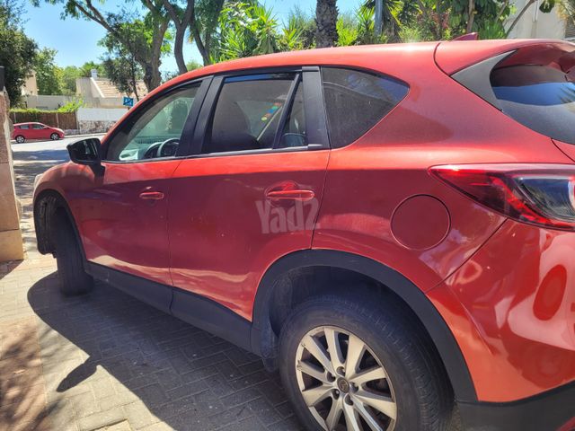 מודעת רכב מאזדה CX-5