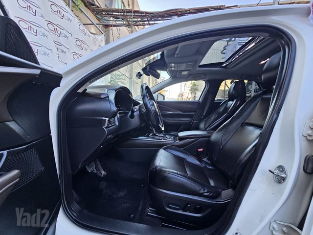 מאזדה CX-30