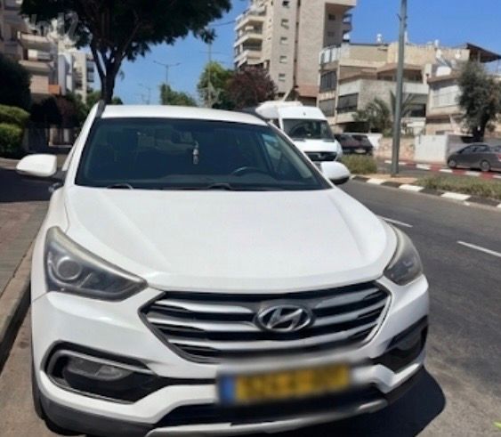 יונדאי סנטה פה