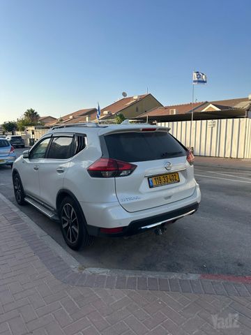 ניסאן אקס טרייל